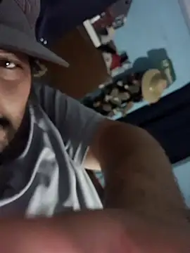 Snapshot of GILBERTHOR92 chatting on 19, 12, 2025 GILBERTHOR92 online show from 19, 12, 2025