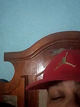 Snapshot of GILBERTHOR92 chatting on 23, 2, 2026 GILBERTHOR92 online show from 23, 2, 2026