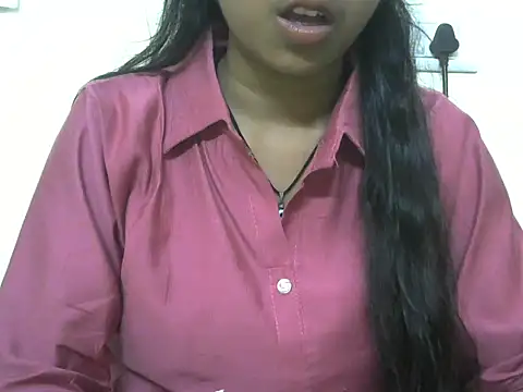 momo lov online show from 28, 9, 2025