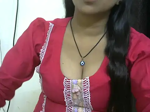 momo lov online show from 20, 9, 2025