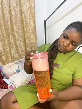 sweet18creamybigpussy online show from 12, 10, 2025