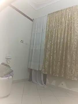 sweet18creamybigpussy online show from 17, 5, 2026
