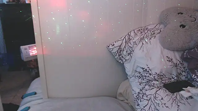 Erotic nayma online show from 10, 1, 2026