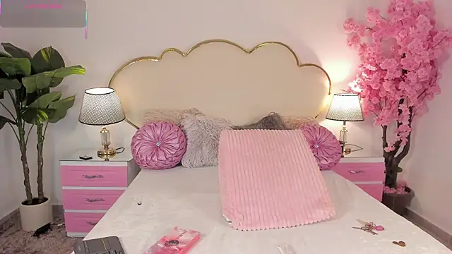 CahitlinBell online show from 11, 2, 2026