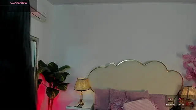 CahitlinBell online show from 24, 4, 2026