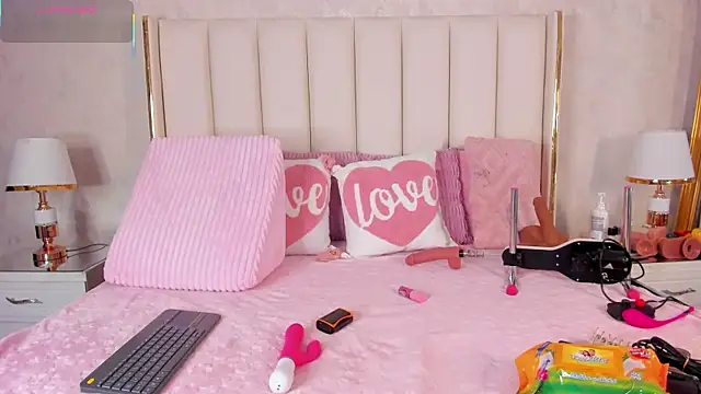 CahitlinBell online show from 7, 1, 2026