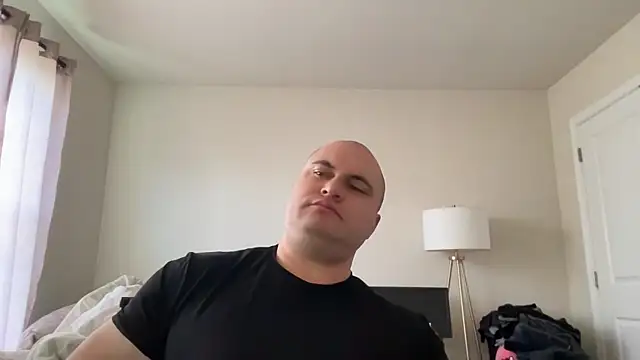 SluggishChase99 online show from 4, 2, 2025