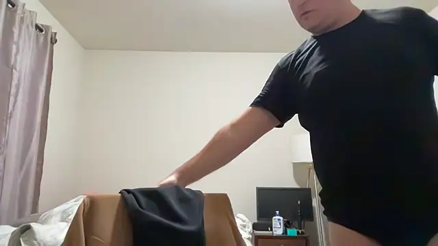 SluggishChase99 online show from 23, 11, 2025