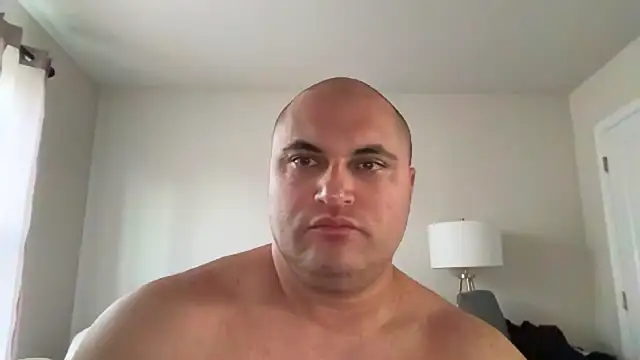 SluggishChase99 online show from 18, 10, 2025