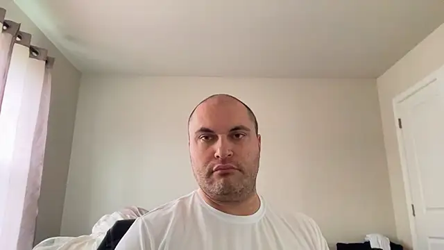 SluggishChase99 online show from 19, 3, 2026