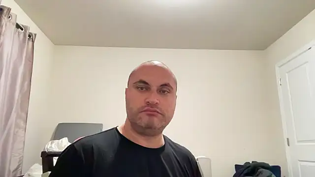 SluggishChase99 online show from 19, 5, 2026