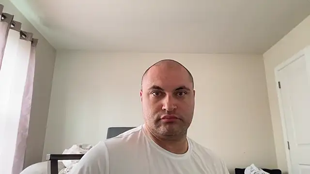 SluggishChase99 online show from 31, 3, 2026