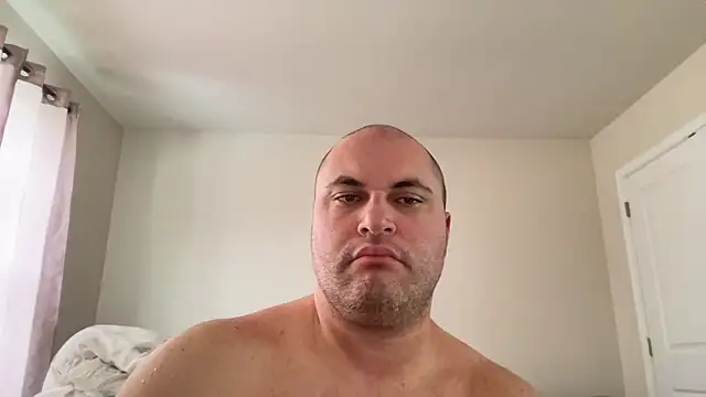 SluggishChase99 online show from 25, 2, 2026