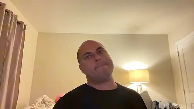 SluggishChase99 online show from 2, 11, 2025