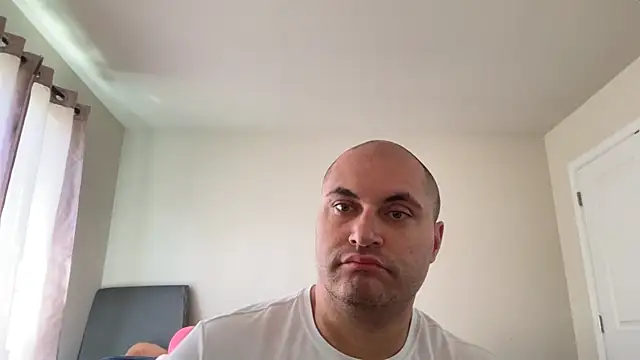 SluggishChase99 online show from 15, 6, 2026