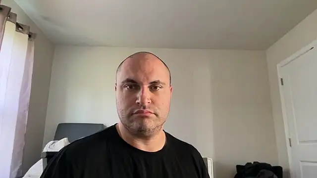 SluggishChase99 online show from 18, 5, 2026