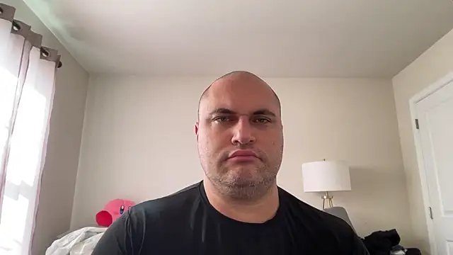 SluggishChase99 online show from 28, 10, 2025