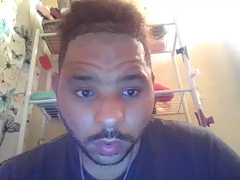 Snapshot of Dj-yefri-pauta chatting on 22, 4, 2026 Dj-yefri-pauta online show from 22, 4, 2026