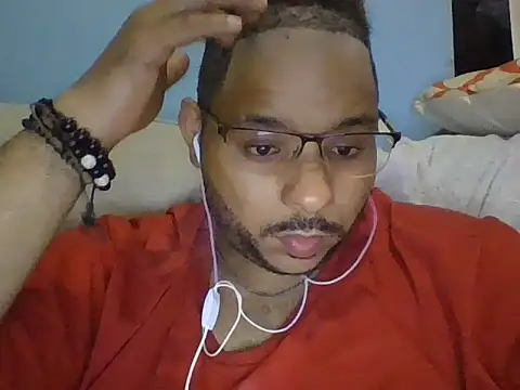 Snapshot of Dj-yefri-pauta chatting on 19, 4, 2026 Dj-yefri-pauta online show from 19, 4, 2026
