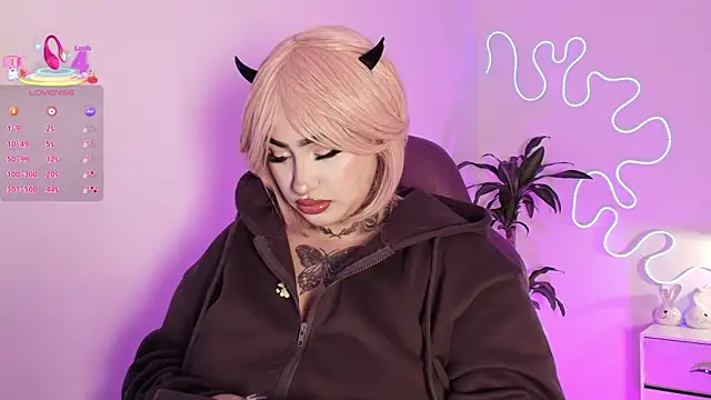 bella-green online show from 27, 9, 2025