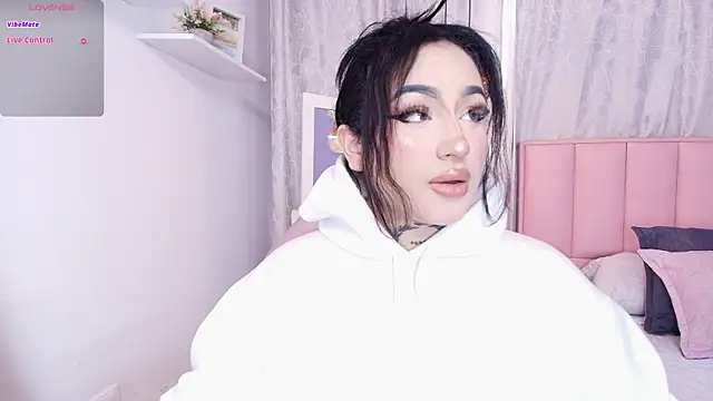 bella-green online show from 18, 3, 2025