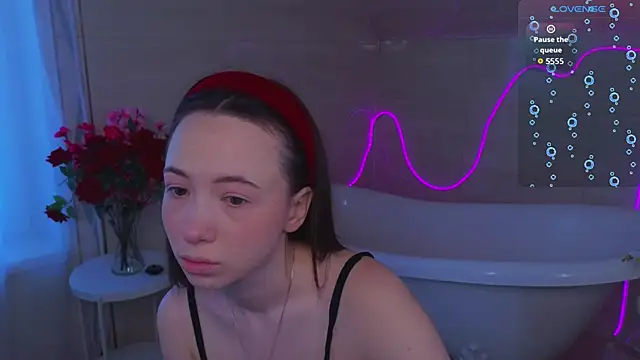 Hayle Hill online show from 15, 4, 2026