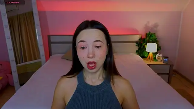 Snapshot of Hayle_Hill chatting on 11, 11, 2025 Hayle Hill online show from 11, 11, 2025