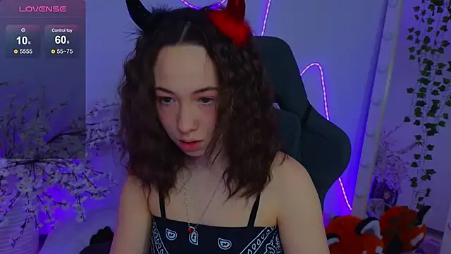 Snapshot of Hayle_Hill chatting on 23, 2, 2026 Hayle Hill online show from 23, 2, 2026