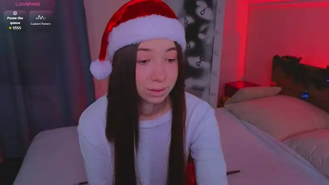 Snapshot of Hayle_Hill chatting on 14, 12, 2025 Hayle Hill online show from 14, 12, 2025