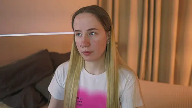 Cassie Kelman online show from 12, 3, 2025