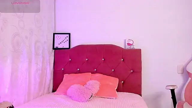 LucianaTomson online show from 21, 9, 2025