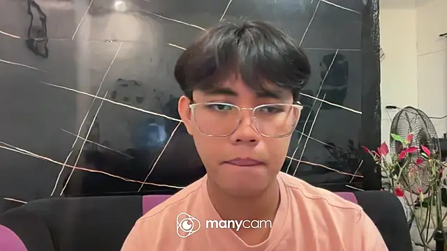 hoenika online show from 4, 2, 2026