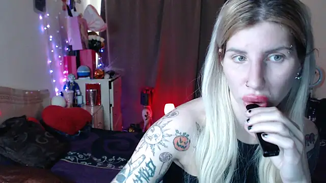 BLACKPeonyy online show from 21, 10, 2025