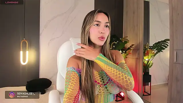 Snapshot of ashley2004_x chatting on 22, 2, 2025 ashley2004 x online show from 22, 2, 2025