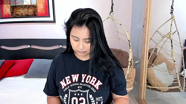 Snapshot of _alaiasmile_ chatting on 28, 6, 2026 alaiasmile online show from 28, 6, 2026