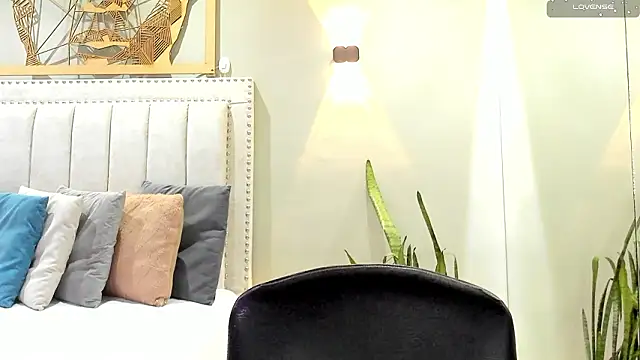  alaiasmile  online show from 8, 3, 2026