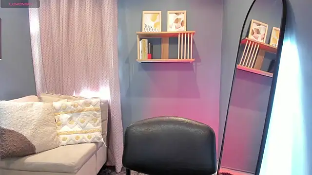 Snapshot of _alaiasmile_ chatting on 12, 6, 2026 alaiasmile online show from 12, 6, 2026