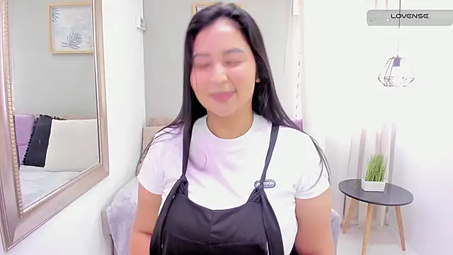 Snapshot of _alaiasmile_ chatting on 20, 6, 2026 alaiasmile online show from 20, 6, 2026