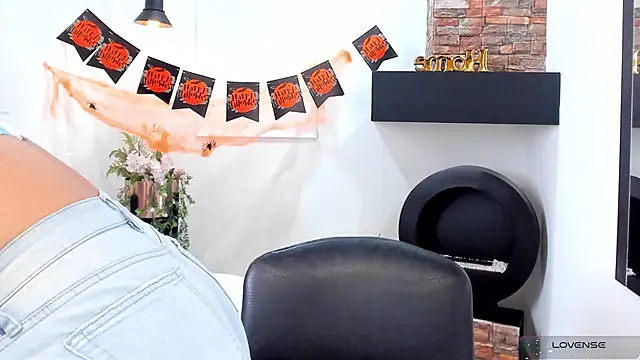  alaiasmile  online show from 29, 10, 2025