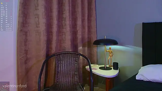 Valentinoford online show from 6, 10, 2025