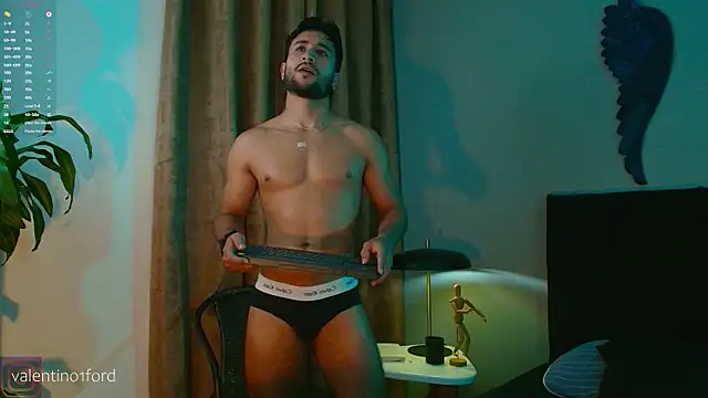 Valentinoford online show from 29, 9, 2025