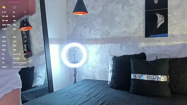 Valentinoford online show from 7, 1, 2025