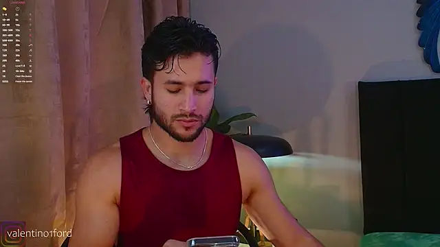 Valentinoford online show from 3, 10, 2025