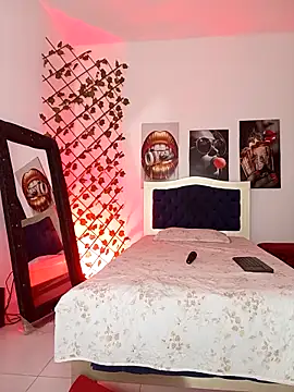 Snapshot of ARTHUR_MINI chatting on 9, 10, 2025 ARTHUR MINI online show from 9, 10, 2025