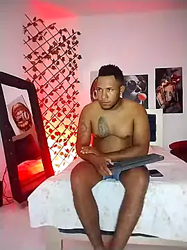 Snapshot of ARTHUR_MINI chatting on 10, 10, 2025 ARTHUR MINI online show from 10, 10, 2025