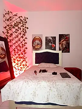 Snapshot of ARTHUR_MINI chatting on 8, 10, 2025 ARTHUR MINI online show from 8, 10, 2025