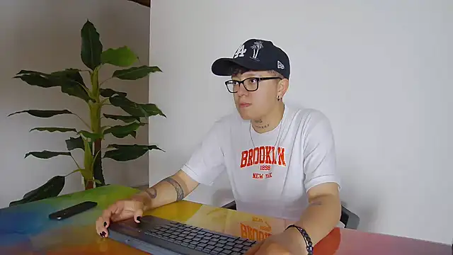 alex noa online show from 20, 11, 2025