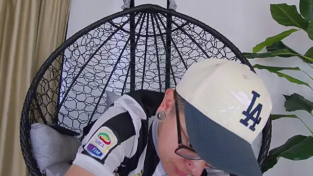 alex noa online show from 17, 10, 2025