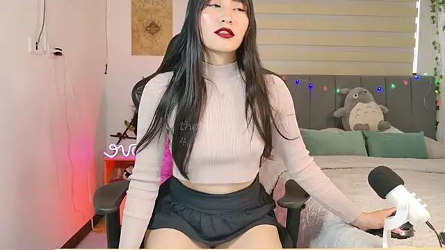 Snapshot of _thaeltaylor chatting on 5, 11, 2025 thaeltaylor online show from 5, 11, 2025