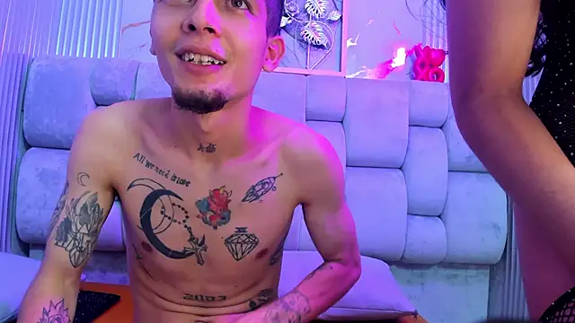 kendalltaylorr online show from 22, 2, 2025